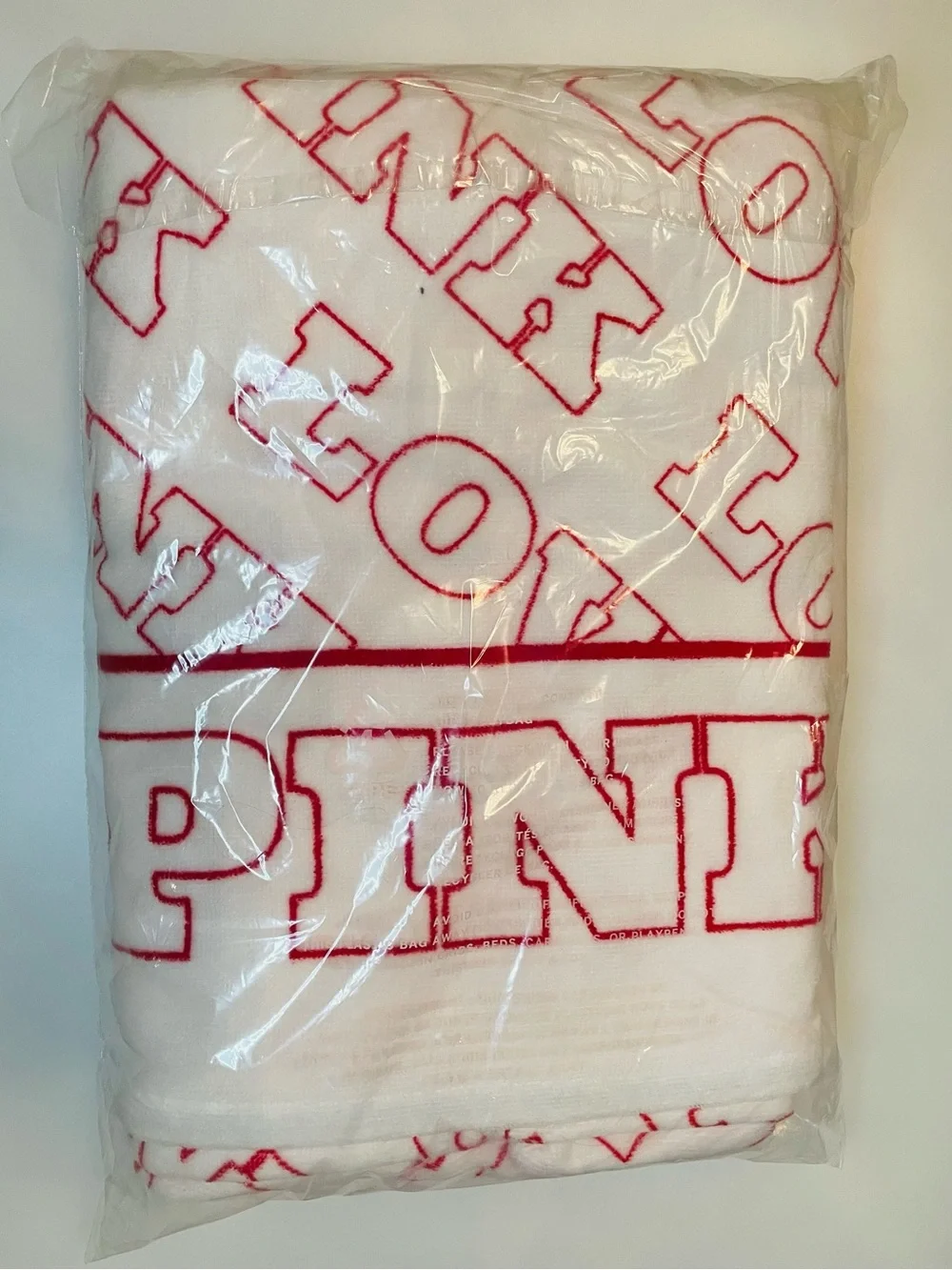 Victoria’s Secret LOVE PINK beach towel